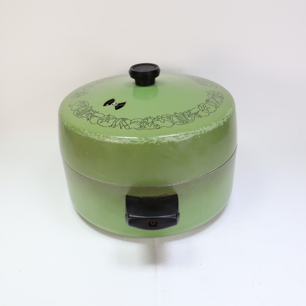 Vtg '70 Wear-Ever Registered Green Enamel 5 Qt. Pot Dutch Oven Vegetable Pattern - Picture 4 of 8